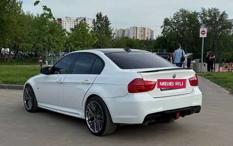 BMW 3 серия, 2011 год, 1 090 000 рублей, 3 фотография