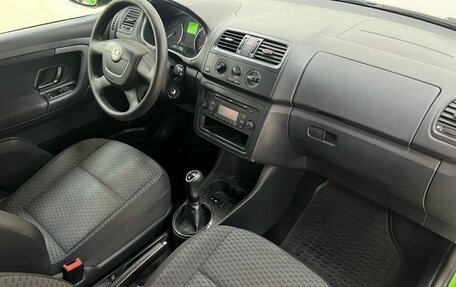 Skoda Fabia II, 2011 год, 440 000 рублей, 8 фотография