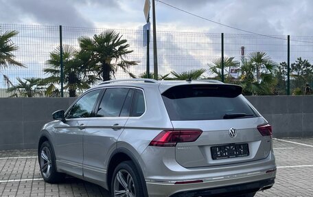 Volkswagen Tiguan II, 2020 год, 2 890 000 рублей, 4 фотография