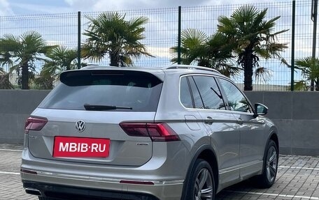 Volkswagen Tiguan II, 2020 год, 2 890 000 рублей, 2 фотография