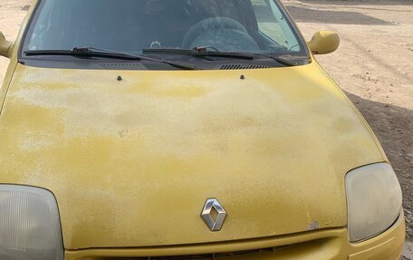Renault Clio III, 2002 год, 120 000 рублей, 1 фотография