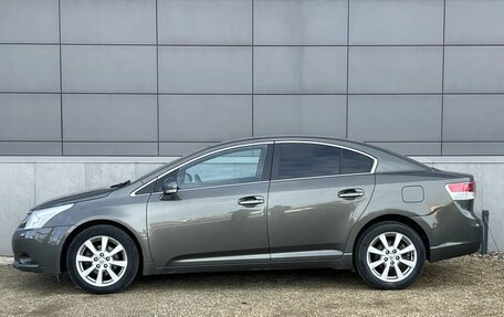 Toyota Avensis III рестайлинг, 2010 год, 1 045 000 рублей, 2 фотография
