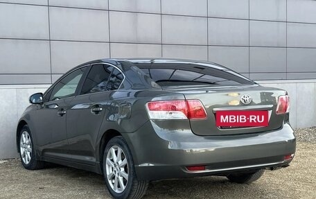 Toyota Avensis III рестайлинг, 2010 год, 1 045 000 рублей, 3 фотография