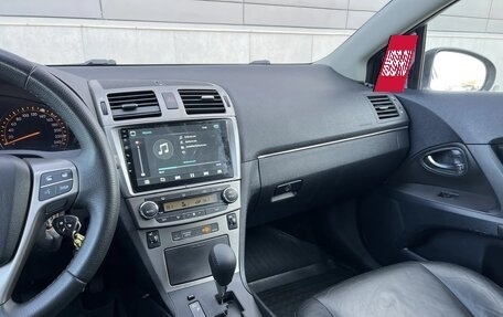 Toyota Avensis III рестайлинг, 2010 год, 1 045 000 рублей, 18 фотография