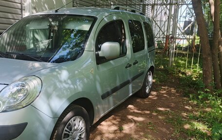 Renault Kangoo II рестайлинг, 2009 год, 750 000 рублей, 3 фотография