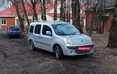 Renault Kangoo II рестайлинг, 2009 год, 750 000 рублей, 2 фотография