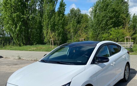 Hyundai Elantra VI рестайлинг, 2020 год, 1 900 000 рублей, 2 фотография