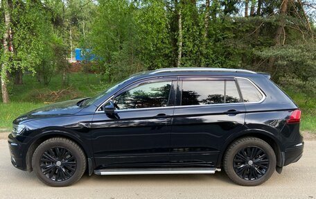 Volkswagen Tiguan II, 2018 год, 2 200 000 рублей, 11 фотография