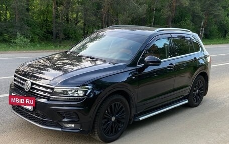 Volkswagen Tiguan II, 2018 год, 2 200 000 рублей, 6 фотография