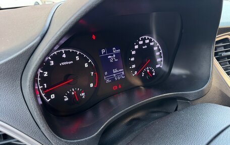Hyundai Solaris II рестайлинг, 2020 год, 1 350 000 рублей, 17 фотография