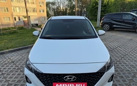 Hyundai Solaris II рестайлинг, 2020 год, 1 350 000 рублей, 11 фотография