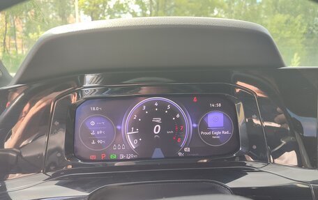 Volkswagen Golf VIII, 2021 год, 2 320 000 рублей, 13 фотография