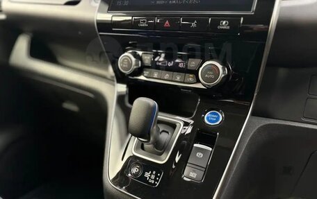 Nissan Serena IV, 2021 год, 2 444 000 рублей, 9 фотография
