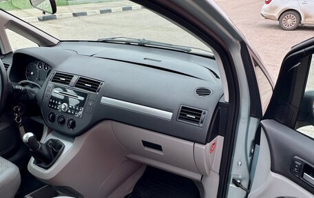 Ford C-MAX I рестайлинг, 2004 год, 660 000 рублей, 14 фотография