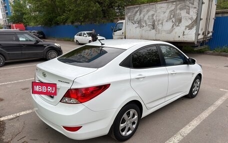 Hyundai Solaris II рестайлинг, 2013 год, 900 000 рублей, 5 фотография