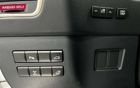 Lexus NX I, 2017 год, 2 600 000 рублей, 14 фотография