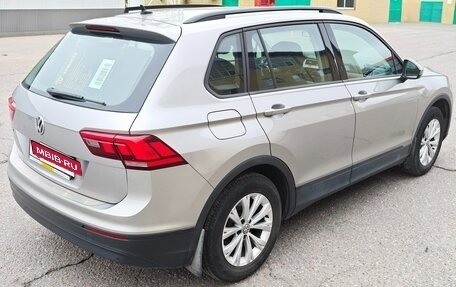 Volkswagen Tiguan II, 2020 год, 2 450 000 рублей, 4 фотография