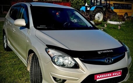 Hyundai i30 I, 2010 год, 670 000 рублей, 4 фотография