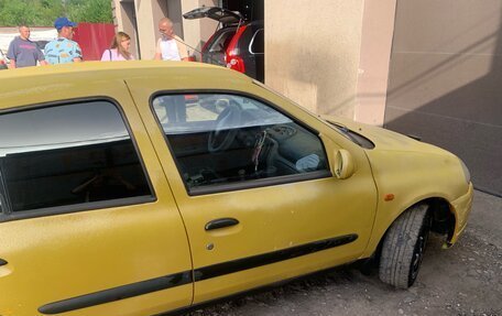 Renault Clio III, 2002 год, 120 000 рублей, 4 фотография