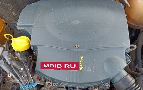 Renault Clio III, 2002 год, 120 000 рублей, 13 фотография