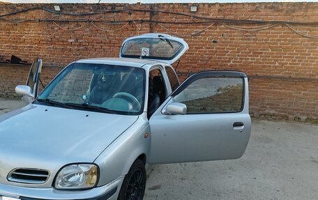 Nissan Micra II, 2000 год, 270 000 рублей, 3 фотография