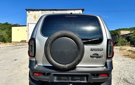 Chevrolet Niva I рестайлинг, 2009 год, 590 000 рублей, 9 фотография