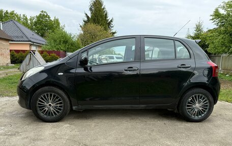 Toyota Yaris III рестайлинг, 2008 год, 670 000 рублей, 3 фотография