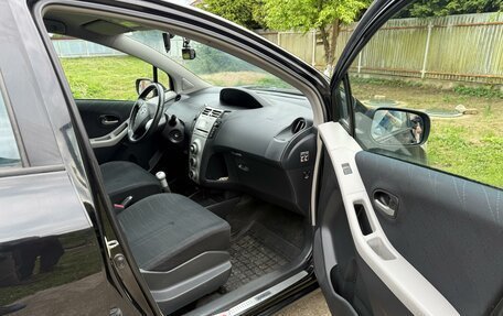 Toyota Yaris III рестайлинг, 2008 год, 670 000 рублей, 6 фотография