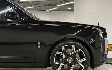 Rolls-Royce Cullinan, 2026 год, 67 000 000 рублей, 5 фотография