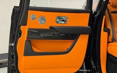 Rolls-Royce Cullinan, 2026 год, 67 000 000 рублей, 11 фотография