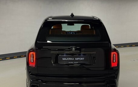 Rolls-Royce Cullinan, 2026 год, 67 000 000 рублей, 19 фотография