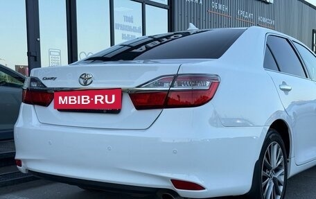 Toyota Camry, 2017 год, 2 249 000 рублей, 8 фотография