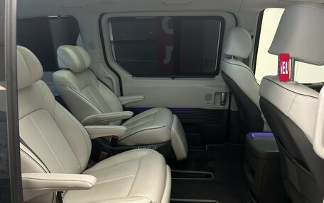 Hyundai Staria, 2022 год, 4 750 000 рублей, 7 фотография