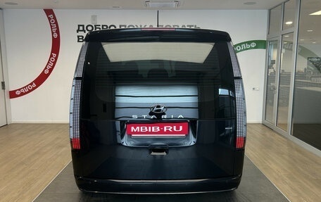 Hyundai Staria, 2022 год, 4 750 000 рублей, 5 фотография