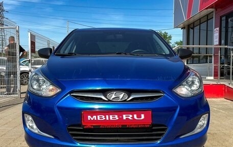 Hyundai Solaris II рестайлинг, 2011 год, 729 000 рублей, 2 фотография