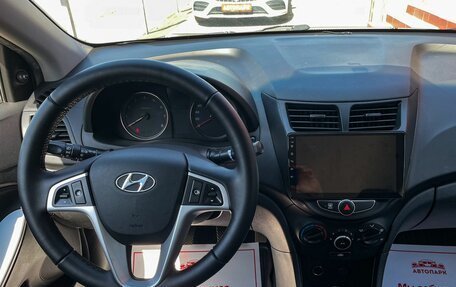 Hyundai Solaris II рестайлинг, 2011 год, 729 000 рублей, 17 фотография