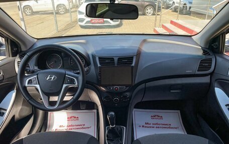 Hyundai Solaris II рестайлинг, 2011 год, 729 000 рублей, 16 фотография