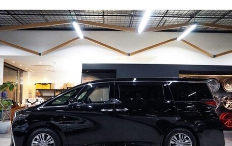 Toyota Alphard, 2026 год, 7 300 000 рублей, 3 фотография