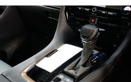 Toyota Alphard, 2026 год, 7 300 000 рублей, 26 фотография