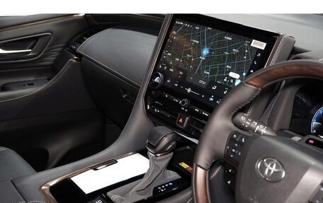 Toyota Alphard, 2026 год, 7 300 000 рублей, 24 фотография