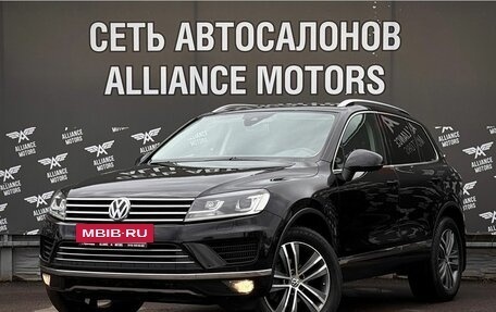 Volkswagen Touareg III, 2015 год, 2 320 000 рублей, 3 фотография