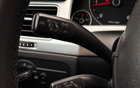 Volkswagen Touareg III, 2015 год, 2 320 000 рублей, 19 фотография