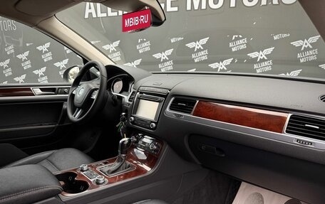 Volkswagen Touareg III, 2015 год, 2 320 000 рублей, 26 фотография