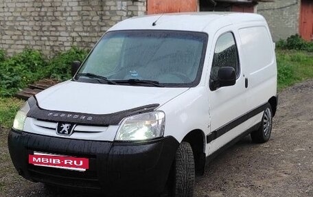 Peugeot Partner II рестайлинг 2, 2011 год, 380 000 рублей, 5 фотография
