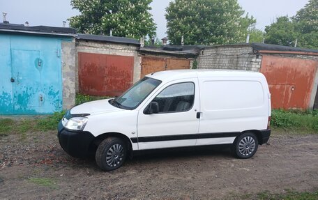Peugeot Partner II рестайлинг 2, 2011 год, 380 000 рублей, 9 фотография