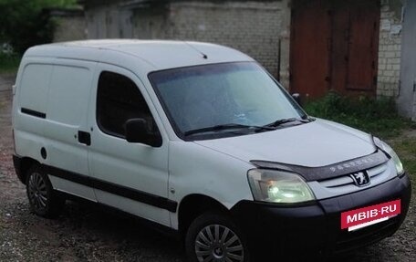 Peugeot Partner II рестайлинг 2, 2011 год, 380 000 рублей, 3 фотография