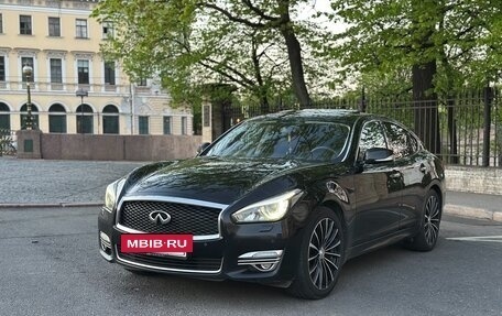 Infiniti Q70 I, 2016 год, 2 450 000 рублей, 9 фотография