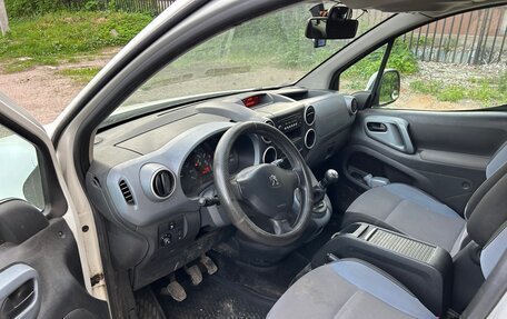 Peugeot Partner II рестайлинг 2, 2012 год, 550 000 рублей, 15 фотография