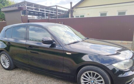 BMW 1 серия, 2011 год, 1 150 000 рублей, 2 фотография