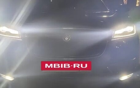 Jaguar F-Pace, 2016 год, 2 750 000 рублей, 28 фотография